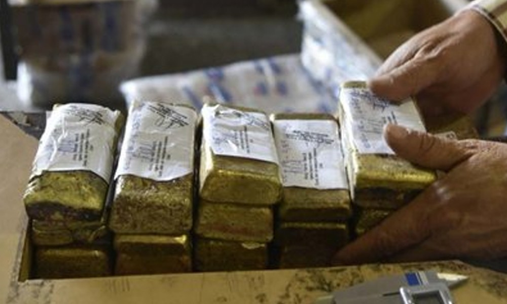 Retienen en el aeropuerto de Luque 480 kilos de lingotes de presunto oro. //moopio.com.