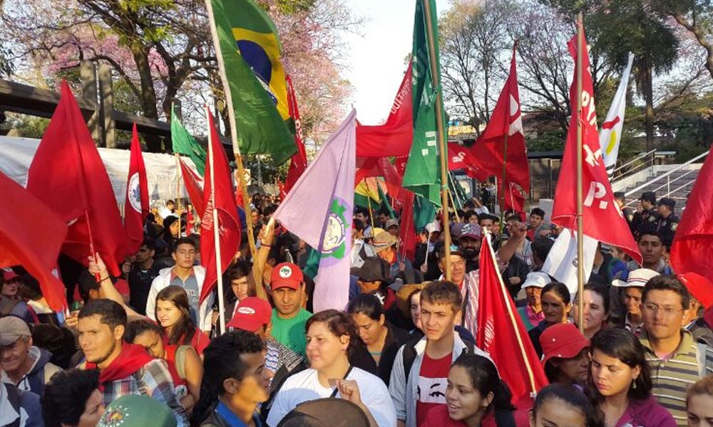 Más de 300 campesinos se manifiestan frente al Palacio de Justicia // Facebook CDP.