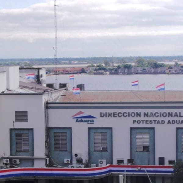 Dirección Nacional de Aduanas supera récord y recauda casi G. 100.000 millones en un solo día