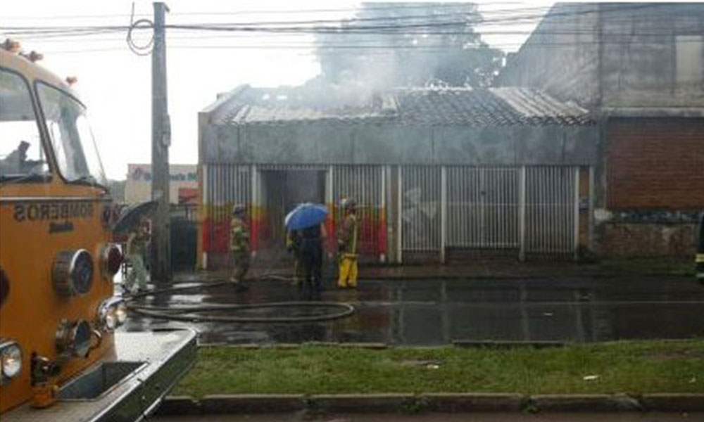 El incendio se dio en el barrio Trinidad de Asunción.