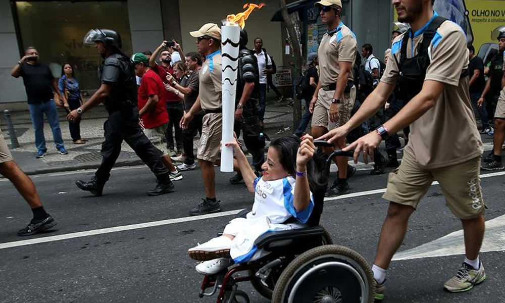 La llama paralímpica llegó a Rio de Janeiro el martes en la víspera del inicio de los Juegos Paralímpicos, que empiezan este miércoles. //elpais.cr